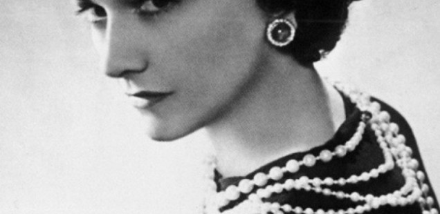 “Coco Chanel, il profumo del mistero” al Teatro Stanze Segrete
